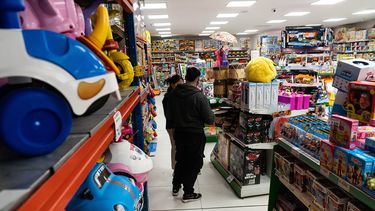 Reducen aranceles a la industria del juguete para que bajen los precios en el país.
