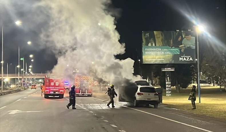 El incendio ocurri&oacute; en horas de la madrugada de este viernes.&nbsp;