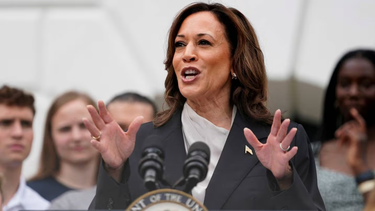 Kamala Harris, en su primera aparición tras la renuncia de Joe Biden a la reelección presidencial de Estados Unidos.