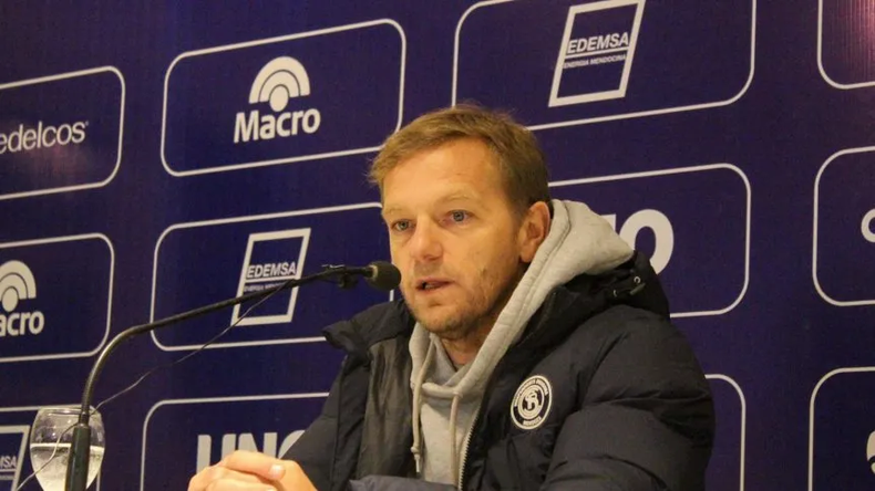 Martín Cicotello se encuentra en la búsqueda de la mejor versión del equipo.