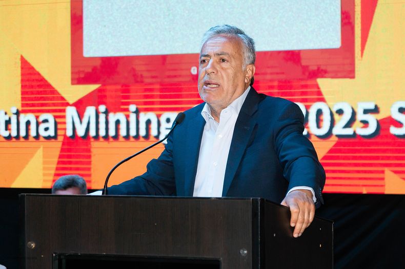 El gobernador Alfredo Cornejo hizo varios anuncios durante su exposición en Argentina Mining. El gobernador Alfredo Cornejo hizo varios anuncios durante su exposición en Argentina Mining.