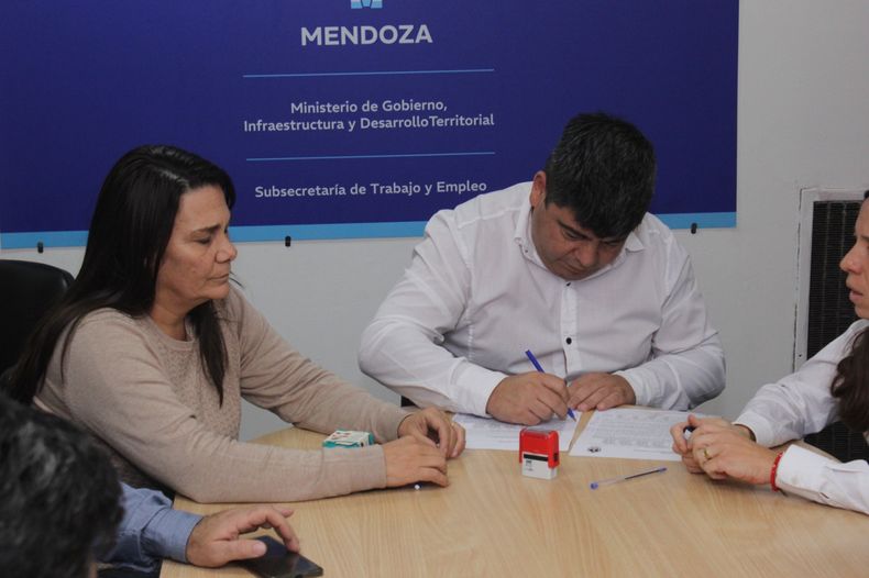 El SUTE bajará a las bases la nueva oferta propuesta en paritarias