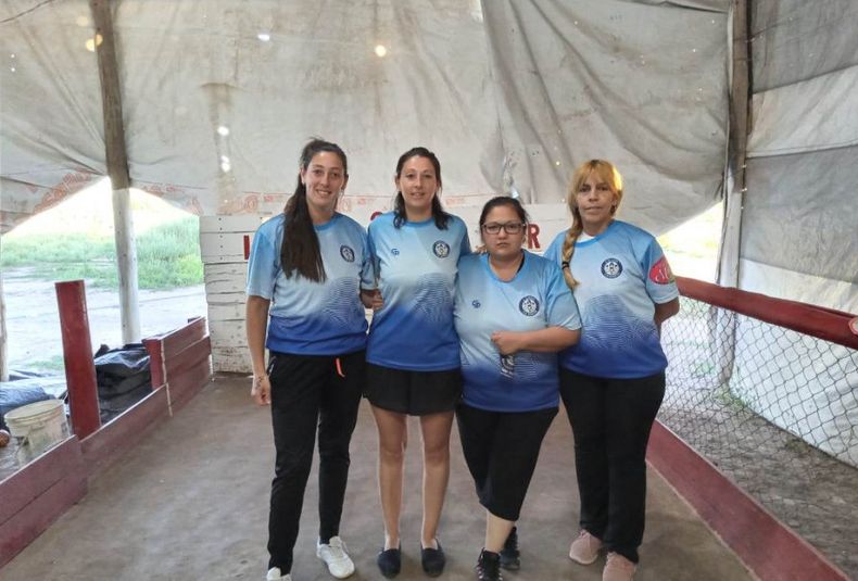 22 El equipo de la Asociación Sanrafaelina de bochas que jugará el provincial en Maipú. Viernes 11 03 22
