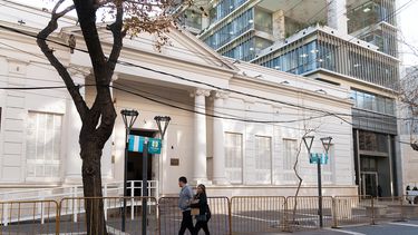 Autonomía municipal: el Gobierno presentó el proyecto para reformar la Constitucion Provincial.