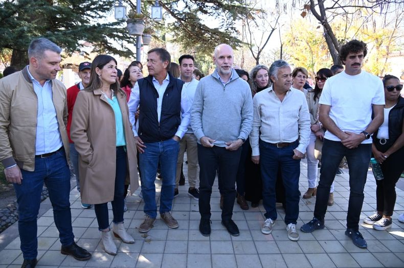 Los precandidatos a intendente de Cambia Mendoza acompa&ntilde;aron a Rodr&iacute;guez Larreta en Luj&aacute;n