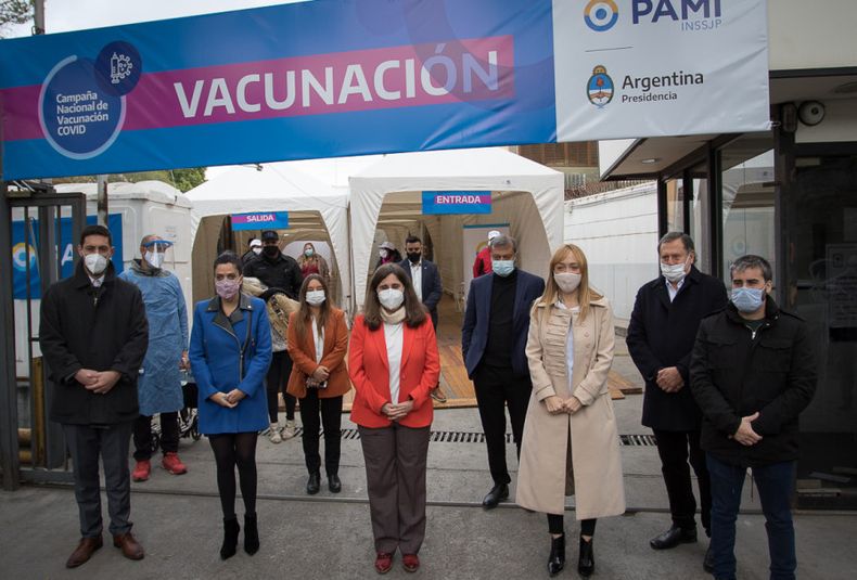 Titular del PAMI, Luana Volnovich en Mendoza