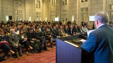 Con un manifiesto pro-minero en la Legislatura, la Nación financiará 143 kilómetros para proyectos
