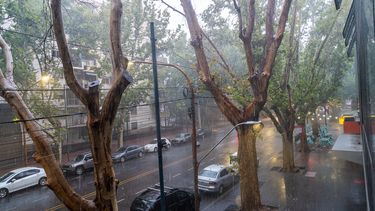 Alerta amarilla en Mendoza: a qué hora podrían llegar las tormentas más fuertes esta tarde Alerta amarilla en Mendoza: a qué hora podrían llegar las tormentas más fuertes esta tarde