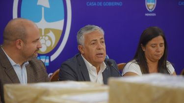 Alfredo Cornejo impulsa obra eléctrica en el Valle de Uco. Alfredo Cornejo impulsa obra eléctrica en el Valle de Uco.