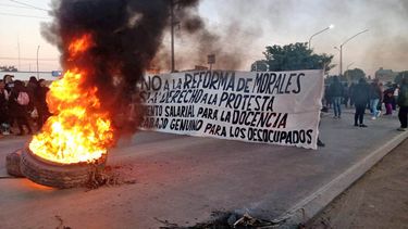 Los violentos incidentes en la provincia de Jujuy por la reforma constitucional, reflejan una vez más la realidad de la política nacional.