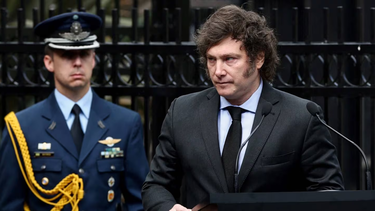 Javier Milei encabeza el acto oficial por Malvinas. Javier Milei encabeza el acto oficial por Malvinas.