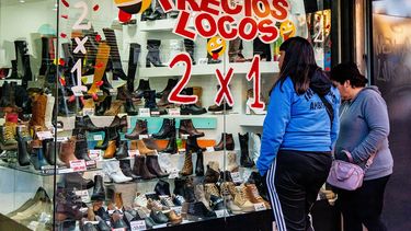 La ventas siguen bajas y no hay turistas: las frases que se escuchan en zapaterías de Mendoza.
