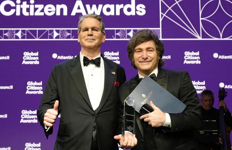 Scott Bessent dijo que Estados Unidos hará lo que sea necesario para ayudar al gobierno de Milei.