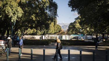 Sitio Andino | plaza independencia, mendoza, frío, clima, soleado, invierno