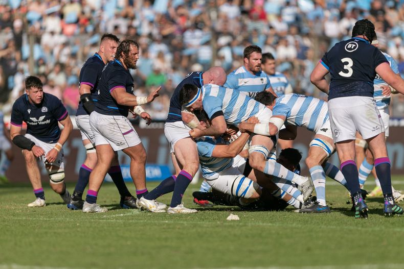 González y Bertranou estuvieron en el inicial.