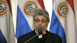 El expresidente paraguayo Fernando Lugo fue hospitalizado tras sufrir un ACV.