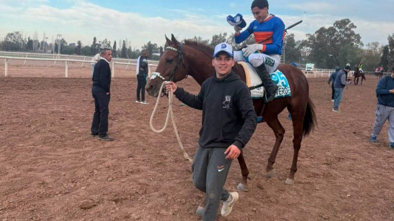Clásico Santo Patrono Santiago: Endo Verde conquistó el Hipódromo de Mendoza Clásico Santo Patrono Santiago: Endo Verde conquistó el Hipódromo de Mendoza