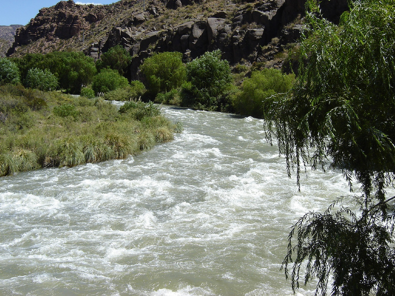 El Río Atuel corta anual.