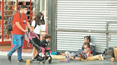 la economia en un mes trascendente para la argentina y el mundo