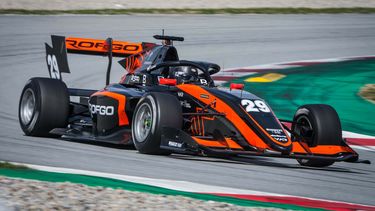 franco colapinto remonto tras una dura jornada en la formula 3