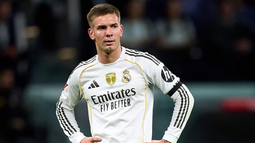 Franco Mastantuono, durante uno de sus escasos minutos en cancha con la camiseta del Real Madrid.