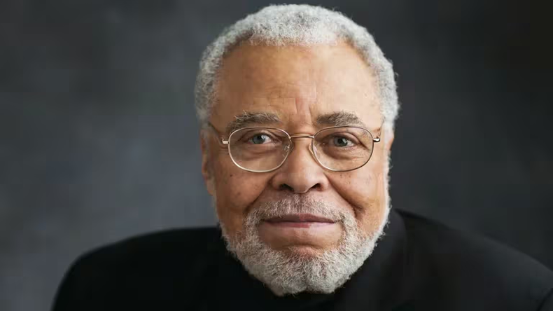 Murió el actor James Earl Jones, la icónica voz de Darth Vader y Mufasa