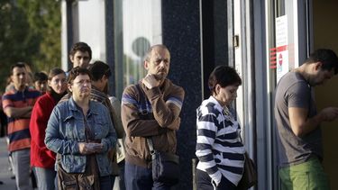 Por la recesión, advierten que se puede acelerar la destrucción de empleos