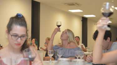 Cata a ciegas en Casa San Martín. Cata a ciegas en Casa San Martín.