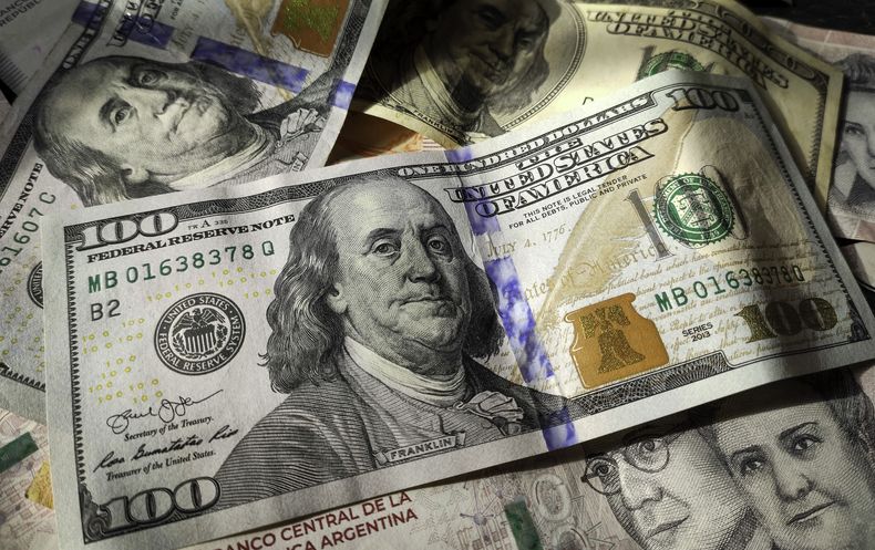 dolar, dolares, mercado cambiario.jpg