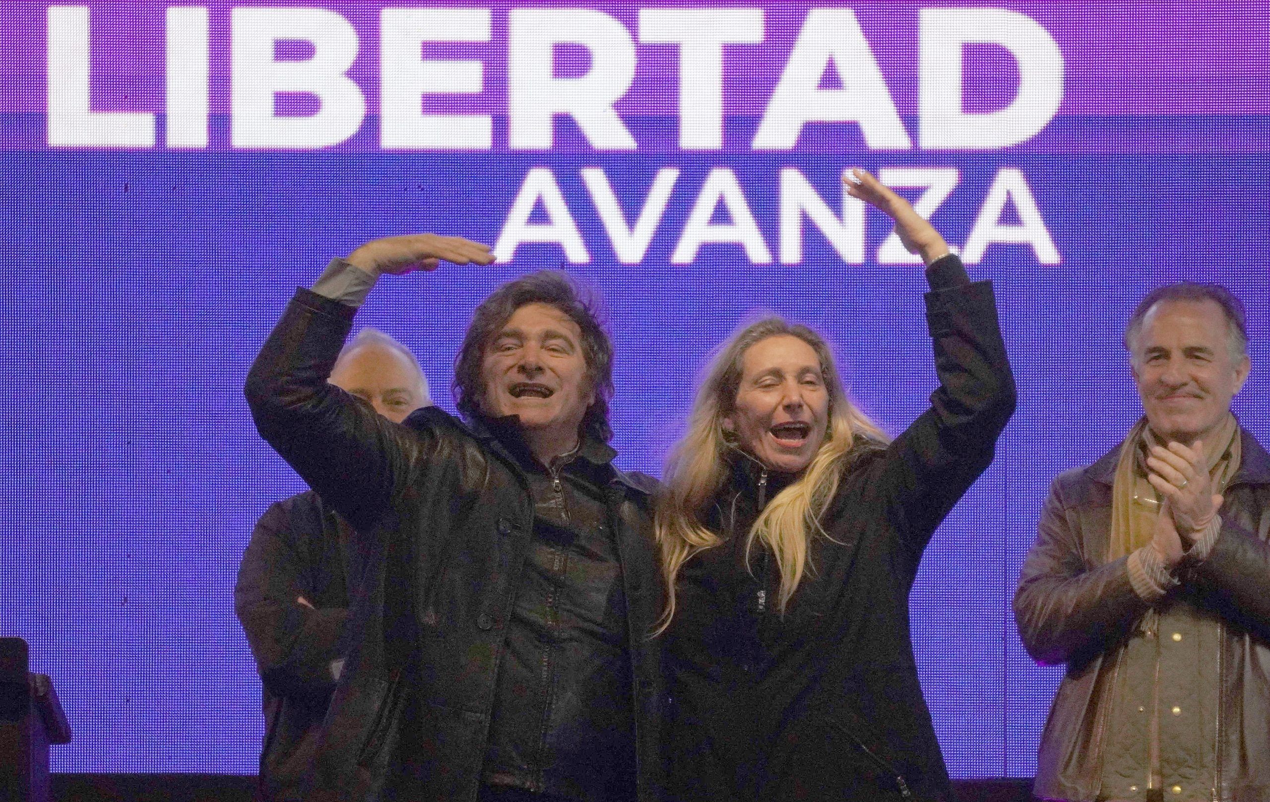 El Presidente cerró el acto en Moreno, de cara a las elecciones del domingo