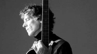 Luis Alberto Spinetta tendrá su homenaje sinfónico este próximo domingo en el teatro Mendoza.