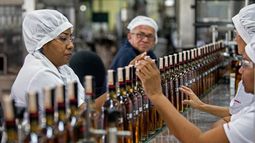 La producción de bebidas, con el vino incluído, creció casi el doble de lo que lo hizo el consumo en 2022
