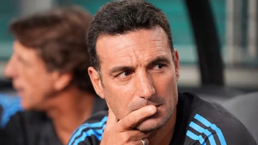 scaloni sigue de cerca otra lesion que preocupa en el seleccionado y hubo un llamado a un crack scaloni sigue de cerca otra lesion que preocupa en el seleccionado y hubo un llamado a un crack