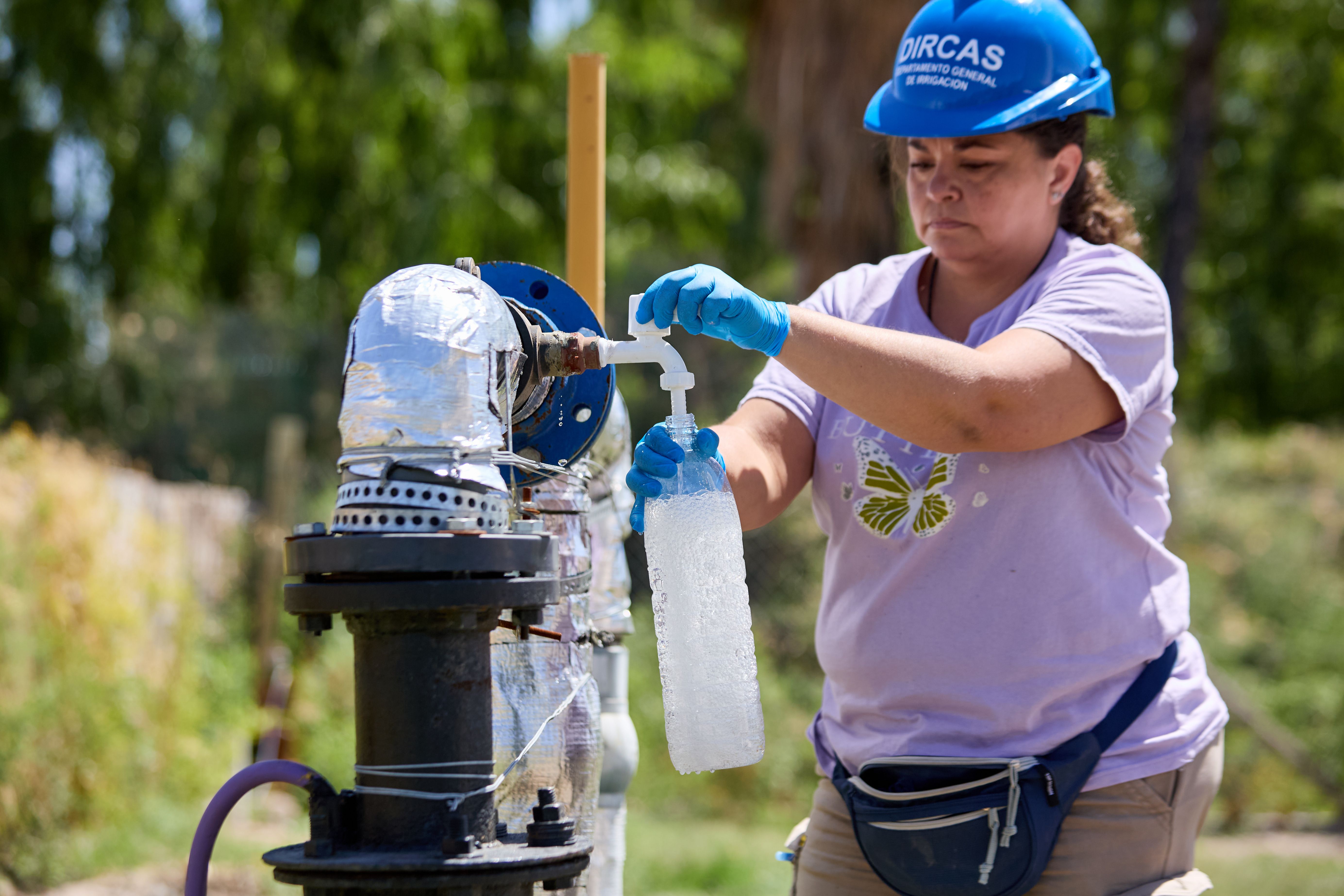Conocé cómo Mendoza digitaliza el sistema de agua y cloacas con un sistema predictivo inédito. Conocé cómo Mendoza digitaliza el sistema de agua y cloacas con un sistema predictivo inédito.