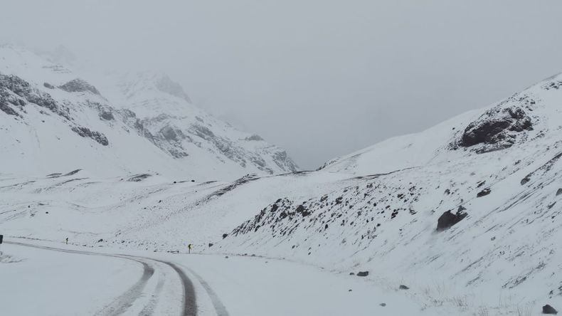 Atención: continúa el alerta amarilla por nevadas en Mendoza.&nbsp;