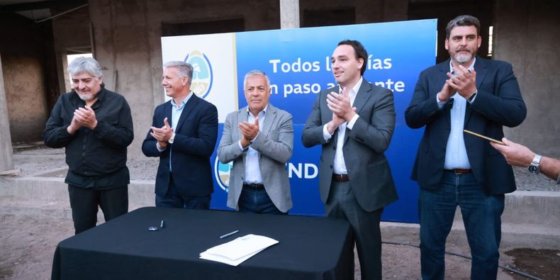 La Provincia y General Alvear firmaron un convenio para la creación de un centro infanto-juvenil de salud mental
