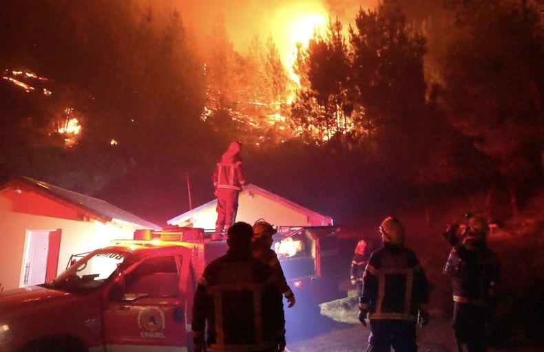 Se incendia Chubut, Diego Santilli negocia y Máximo Kirchner exige que no deroguen la Ley de Manejo del Fuego