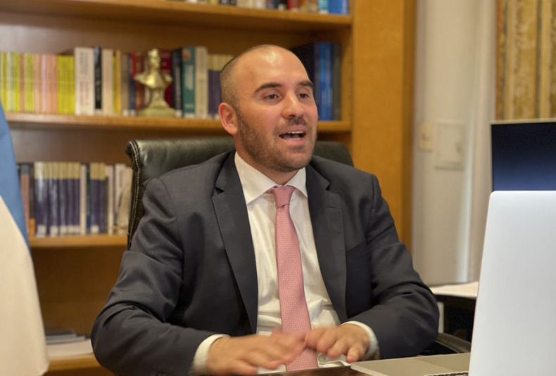 Martín Guzmán 10