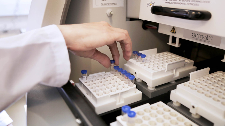 Los productos extranjeros deben acreditar niveles de calidad, seguridad y eficacia exigidos en Argentina.