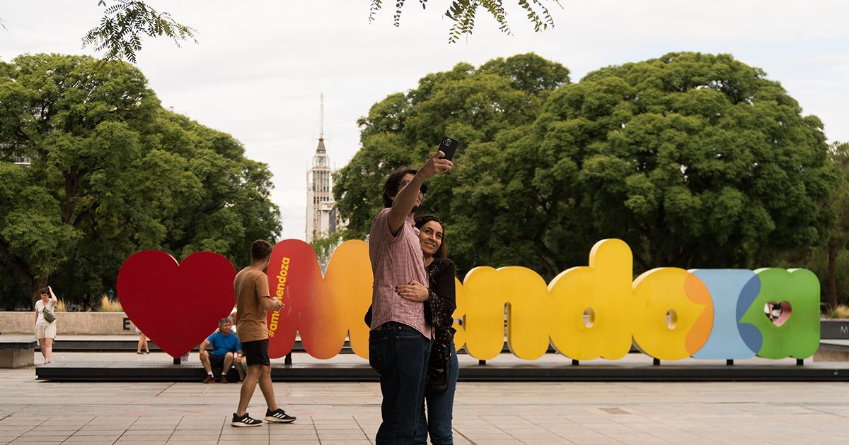 Fin de semana largo: los turistas cambian su modalidad de viaje y Mendoza  se beneficia