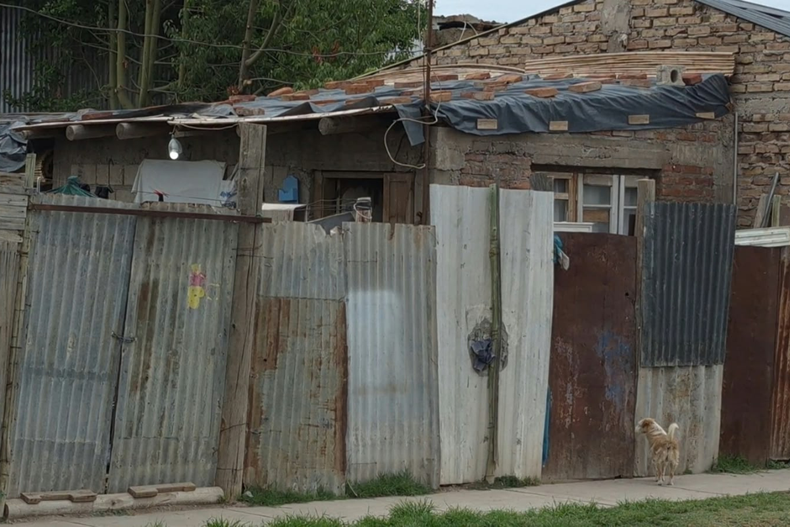 Trata de personas en Rivadavia: una vecina reveló qué pasaba en la casa allanada