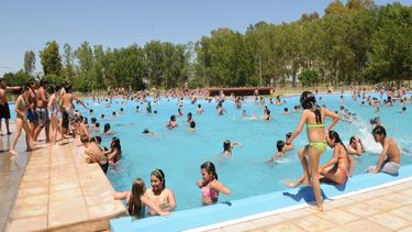 Verano en Mendoza: esto sale la temporada de pileta 2024-2025