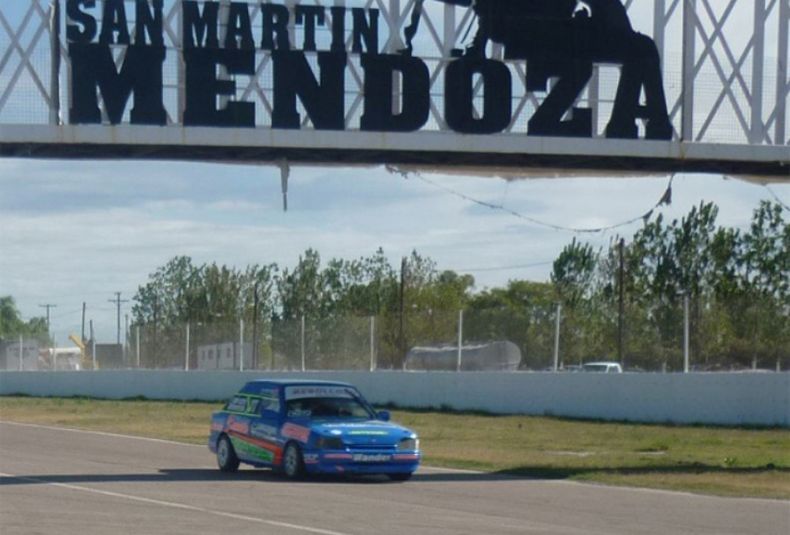 13  El Jorge Ángel Pena de San Martín, recibirá el Zonal Cuyano,pero no el 3 y 4 de agosto, sino el 17 y 18 del mismo mes--- Martes 30-07-13