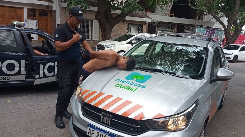 detenido, Ciudad de Mendoza, Quinta Sección, Ojos en Alerta, asalto, robo, Preventores