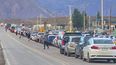 Cruce a Chile: largas filas de vehículos tras la reapertura del paso. Cruce a Chile: largas filas de vehículos tras la reapertura del paso.