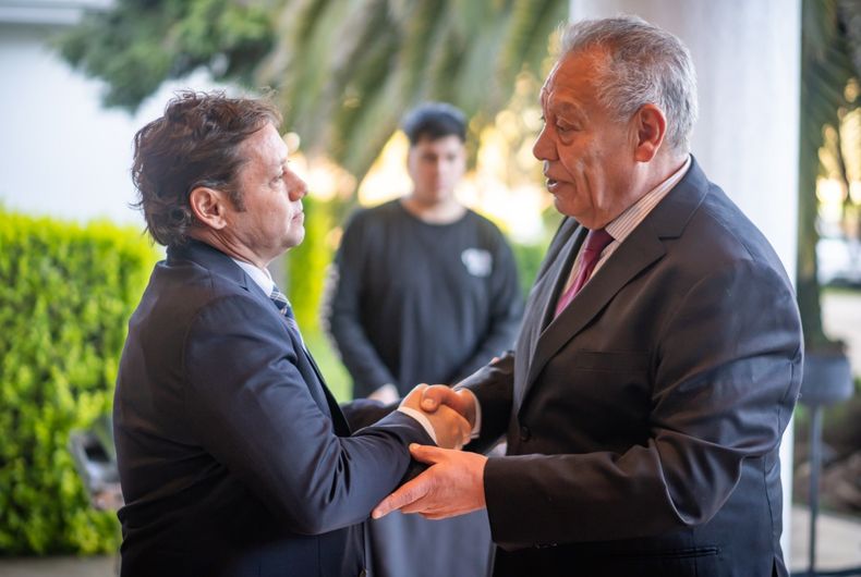 El gobernador Álvarez Salamanca y el alcalde Juan Rojas.