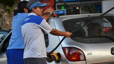 Gobierno confirma que habrá más aumentos de combustibles.