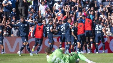 show leproso en el clasico mendocino: goleada a gimnasia y lider de todo lo que juega show leproso en el clasico mendocino: goleada a gimnasia y lider de todo lo que juega