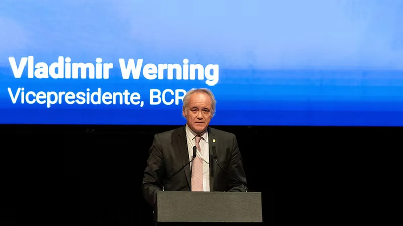 Vladimir Werning vice presidente del Central dejo trascender el cambio de la política monetaria de Javier Milei.