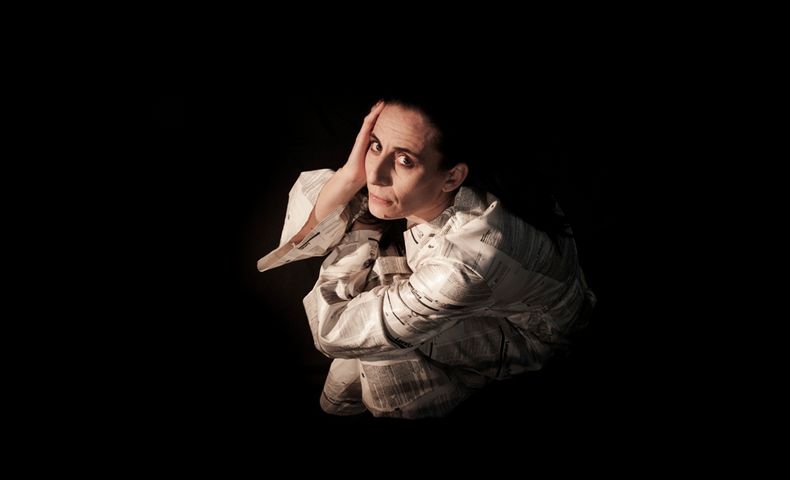 Obra La mujer invisible dirigida pro Fabián Castellani.jpg
